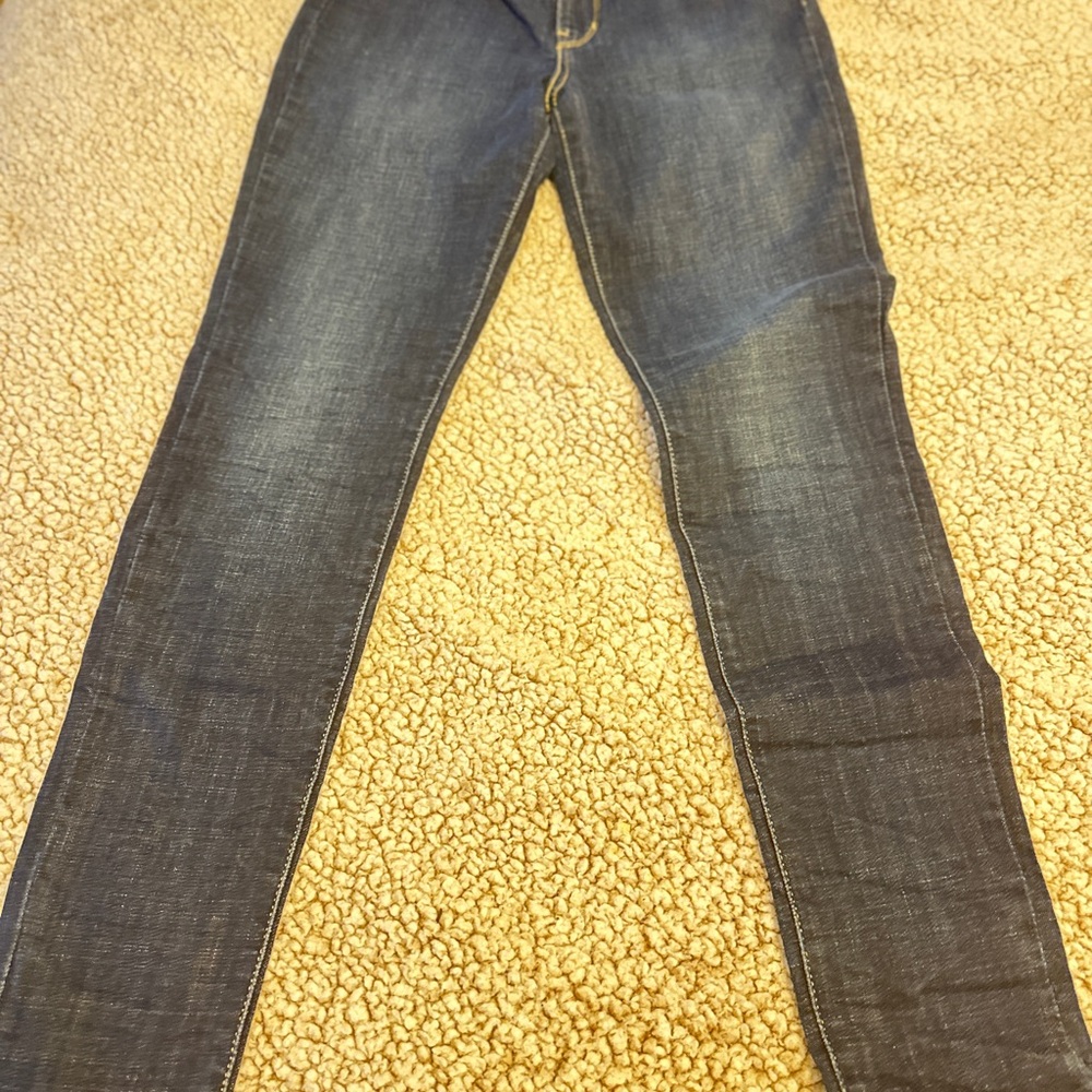 Levi's Women's Skinny Jeans in Classic Blue - Picture 9 of 9